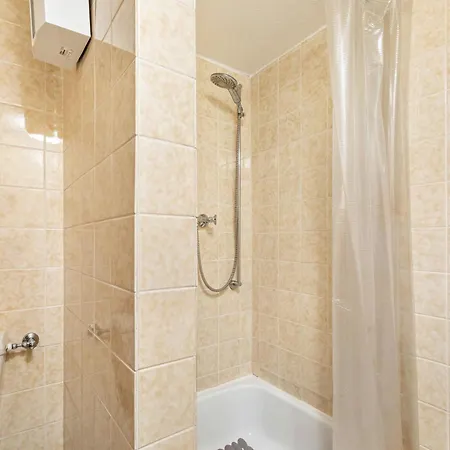 Rheinapartment Dependance 8