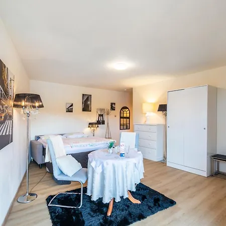 Апартаменты Rheinapartment Dependance 8 *